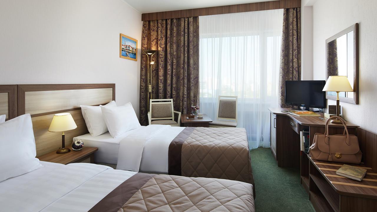 Izmailovo Delta Hotel Moscow Ngoại thất bức ảnh